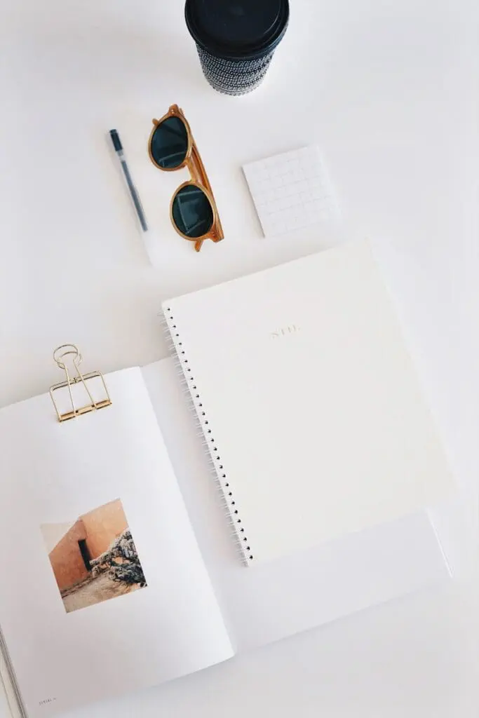 Digital resource guide for full time rvers, writers, digital nomads, and mobile teleworkers - 2025 14 white printer paper